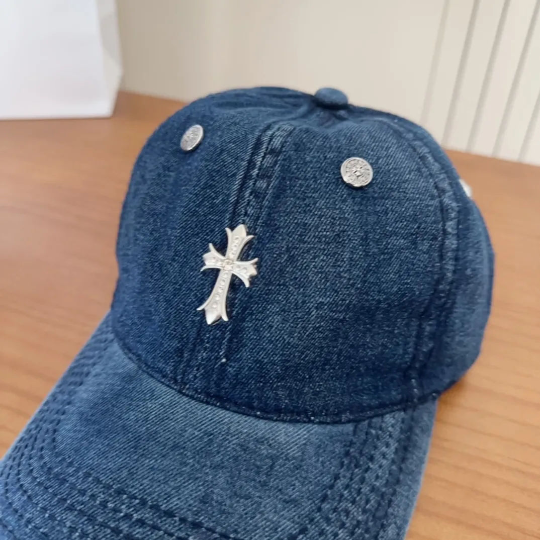 💰60 Chrome Hearts 💓Early spring Korean style fashion retro distressed hole hat wear design versatile baseball cap peaked cap